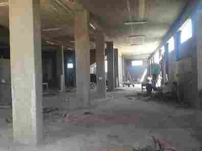 مصنع مرفق نشاط هندسي به بعض الانشاءات مع مساحات هائلة لاضافة اكثر من ١٠ الاف متر مباني و جمالون بسعر مميز